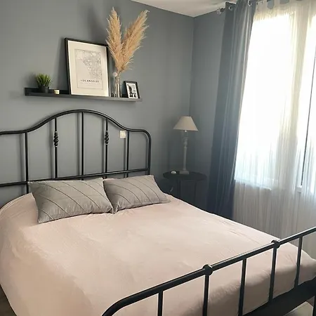 Charmante Echoppe En Pierre Proche Gare