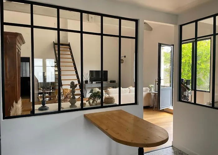 Charmante Echoppe En Pierre Proche Gare 度假居 利布尔讷