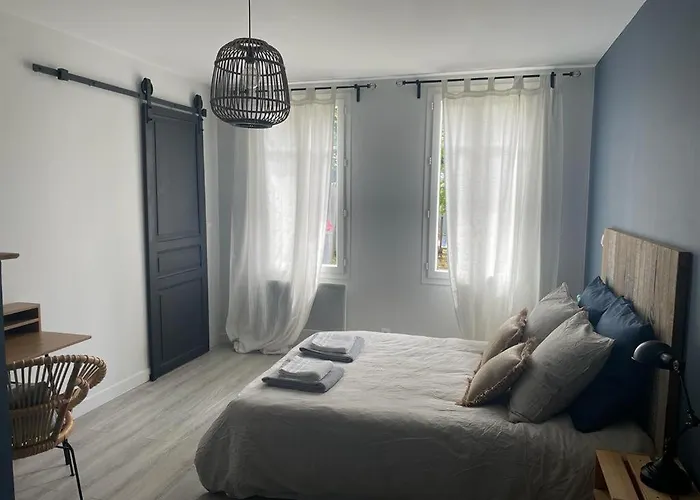 Charmante Echoppe En Pierre Proche Gare 度假居