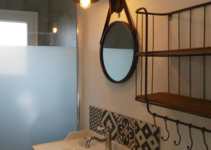 Charmante Echoppe En Pierre Proche Gare 度假居